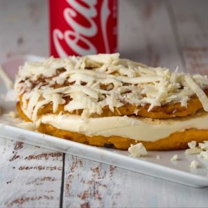 CACHAPA WITH HAND CHEESE AND ARTISAN SOFT WHITE CHEESE